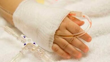 A 1.5-year-old child has died; the suspect is the 24-year-old mother.