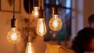 Power outages at hundreds of addresses on September 22–23