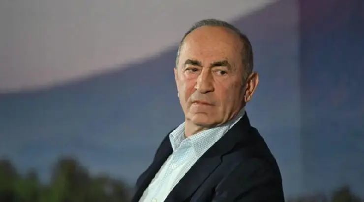 Robert Kocharyan is being held in the darkest and smallest cell of the NSS detention center.