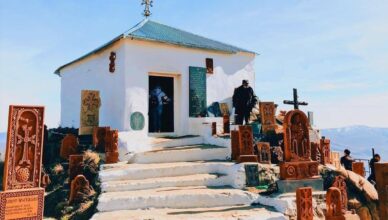 A citizen injured their leg on the path leading up to Saint Hovhannes Chapel.